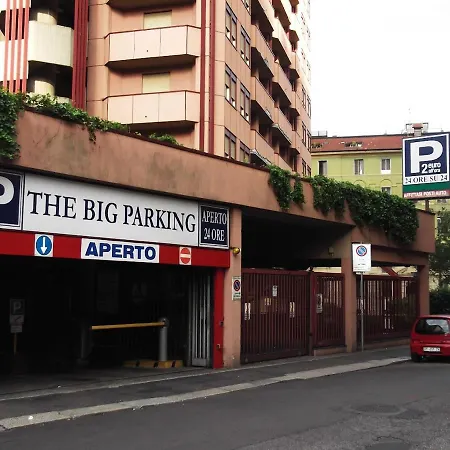 Divini Gae Aulenti * מילאנו