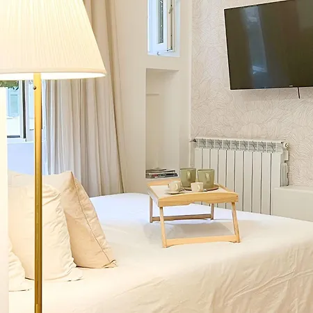 Divini Gae Aulenti דירה מילאנו