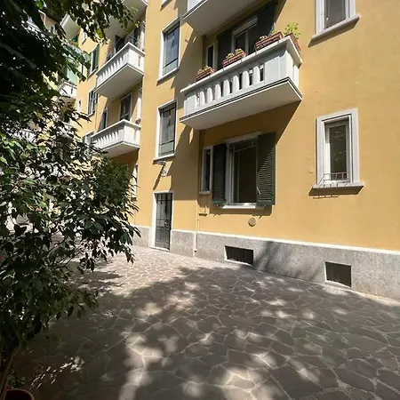 Apartament Divini Gae Aulenti Mediolan
